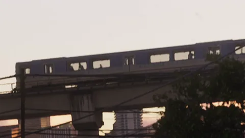 Treno simile a Hitachi Rail